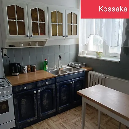 3 Lozka Ul Kossaka 12b Przy Galerii Z Balkonem Apartment *