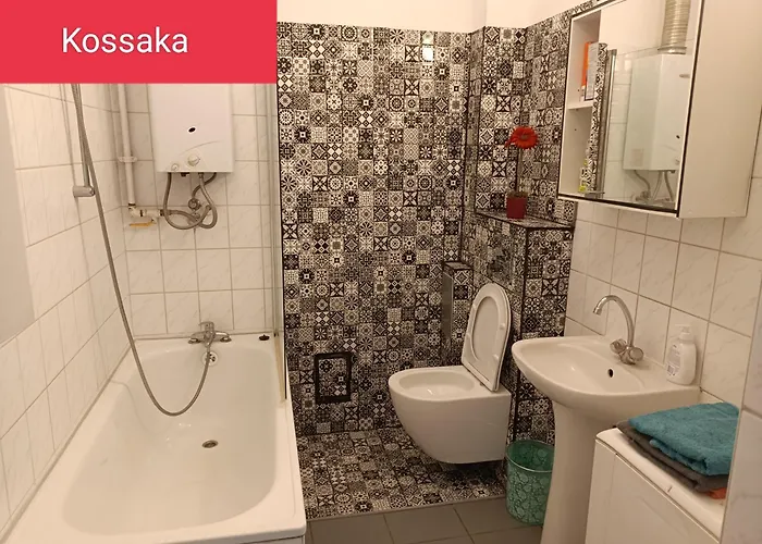 Centrum 3 Lozka Ul Kossaka 12b Przy Galerii Z Balkonem Pila (Pila)